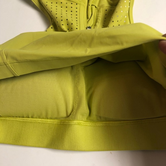 Lululemon High neck Sport bra - Picture 6 of 7